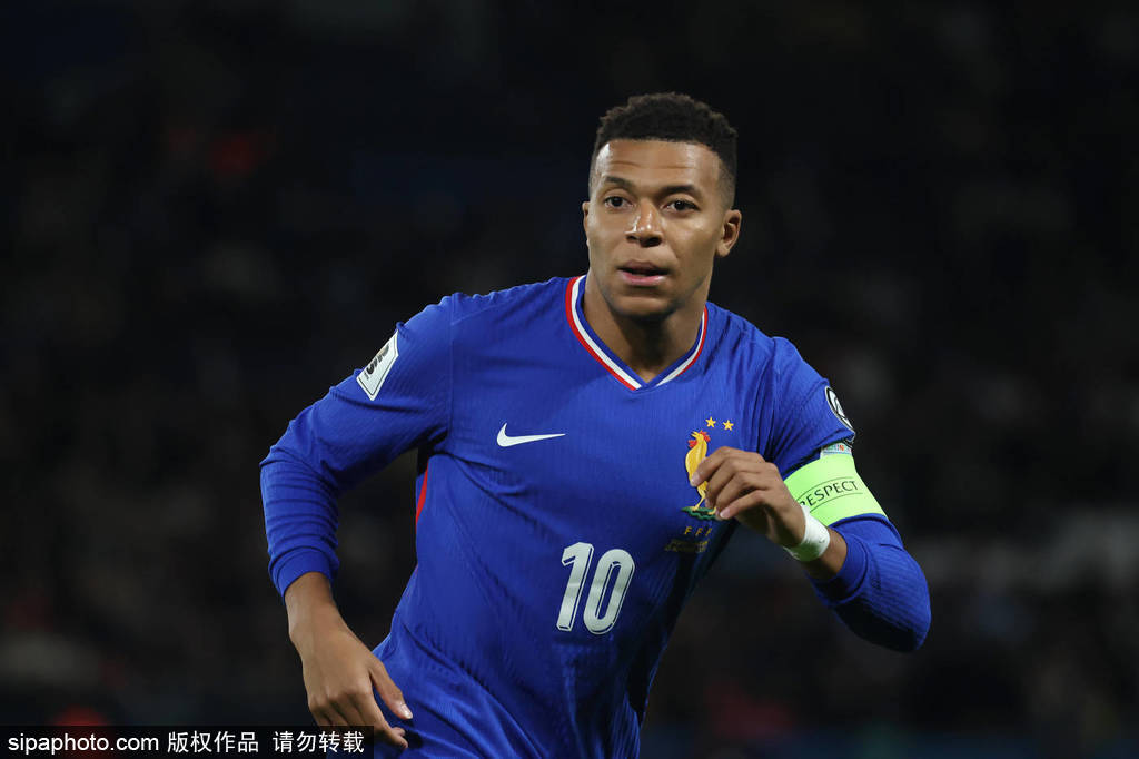 何时破蛋？姆巴佩迎27岁生日 仍0欧冠0金球0世界足球先生